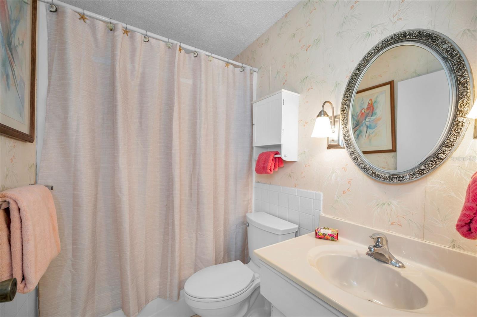 MEDITERRANEAN MANORS - Residential