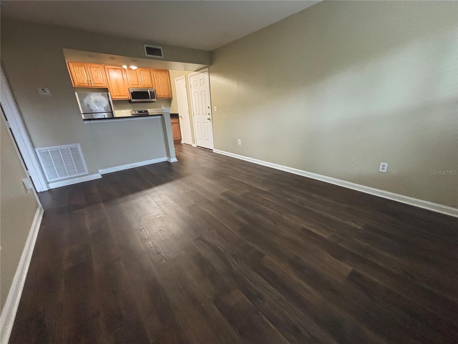 BAYPOINTE PRESERVE CONDO - Residential