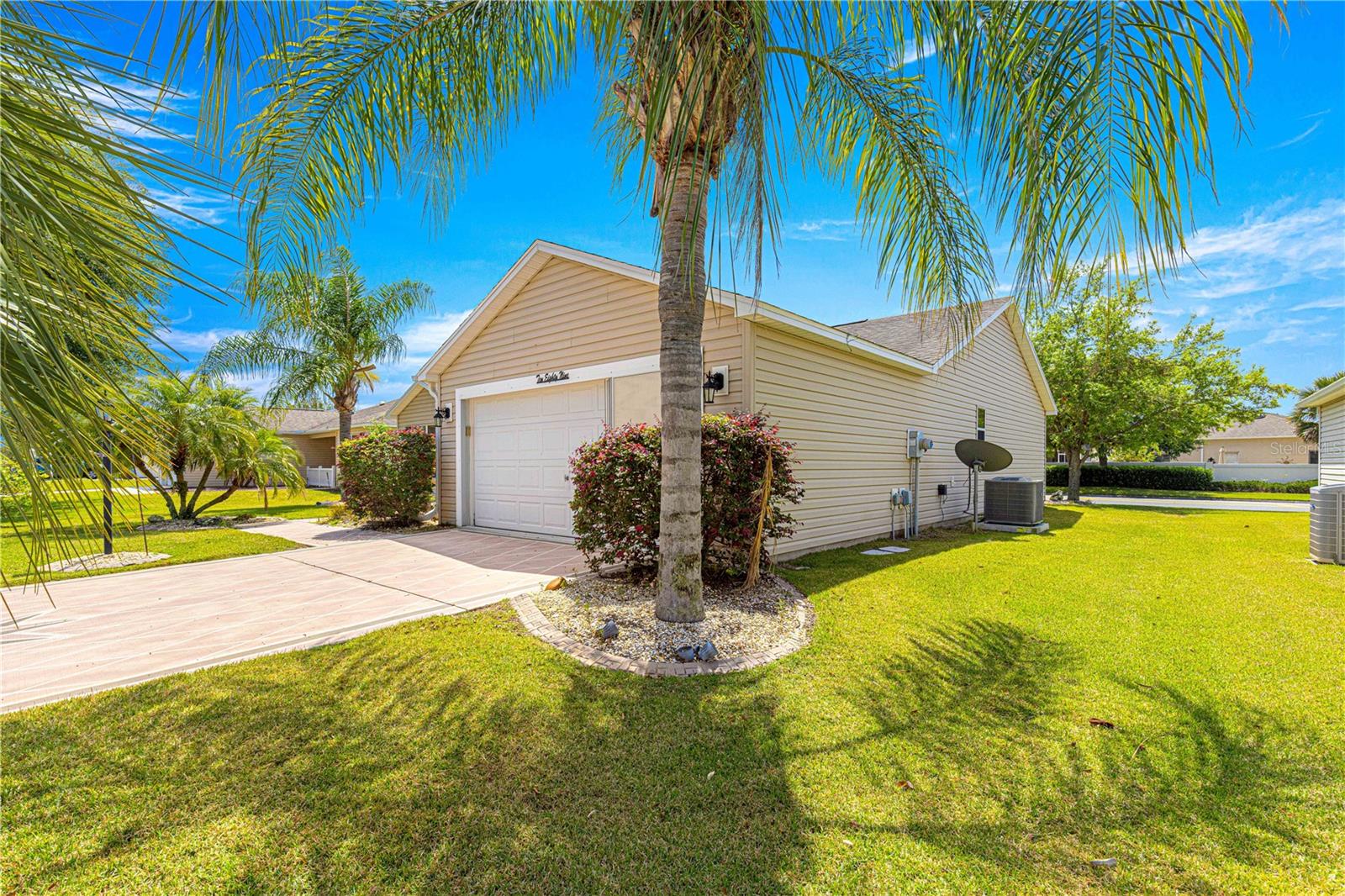 1089 NASH LOOP