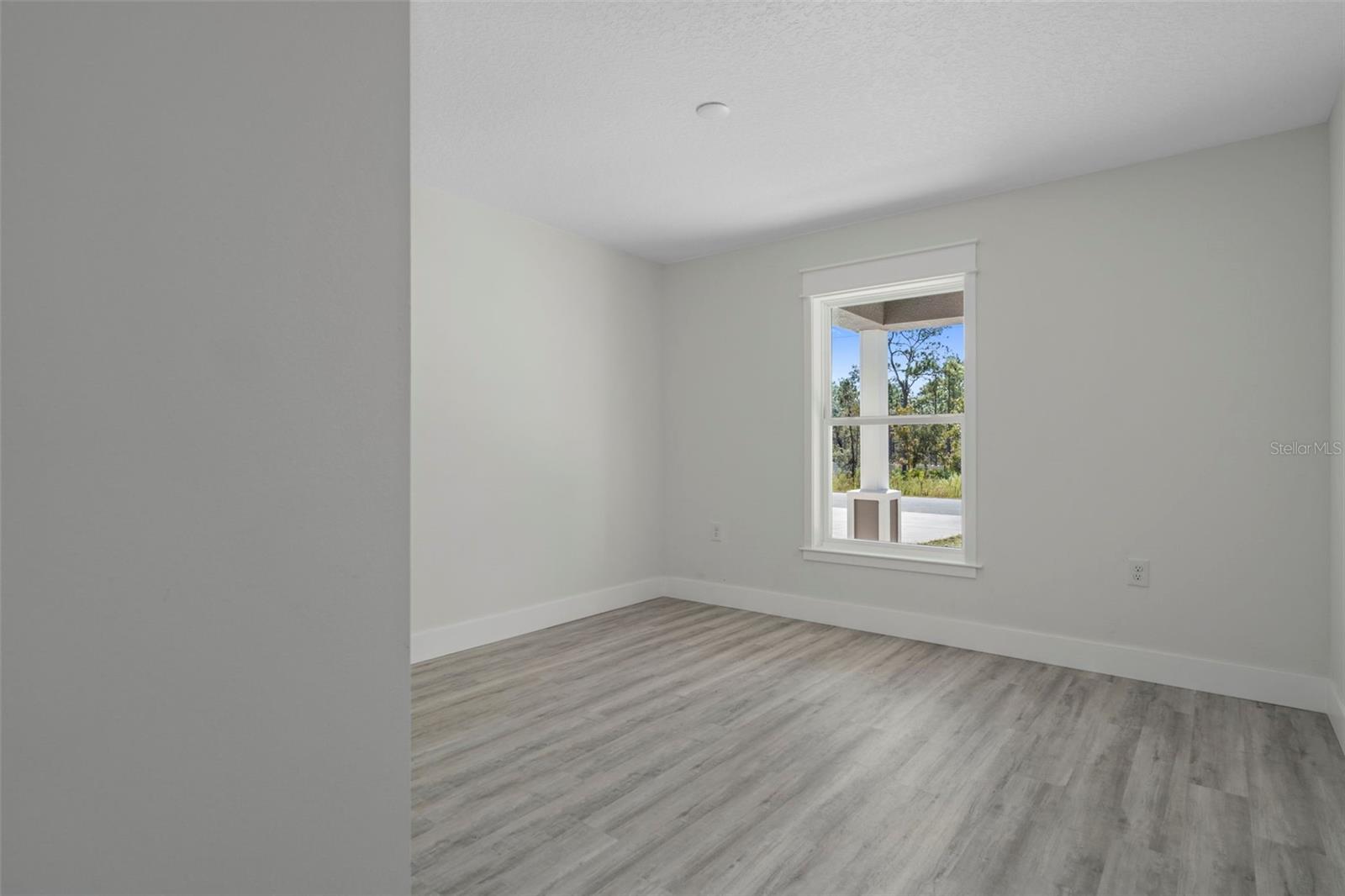 ROYAL HIGHLANDS UNIT 5 - Residential