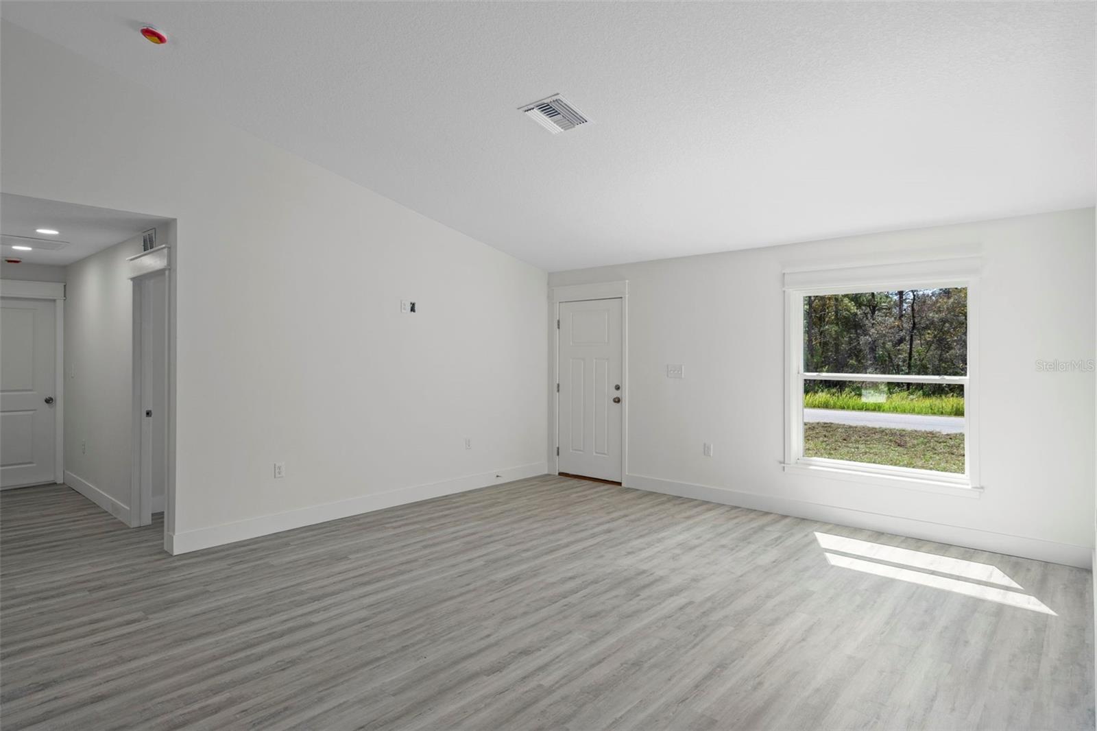 ROYAL HIGHLANDS UNIT 5 - Residential