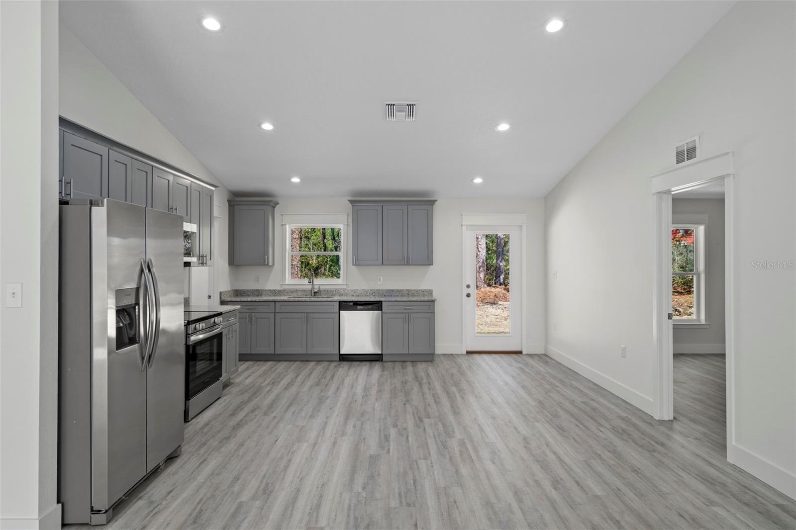 ROYAL HIGHLANDS UNIT 5 - Residential