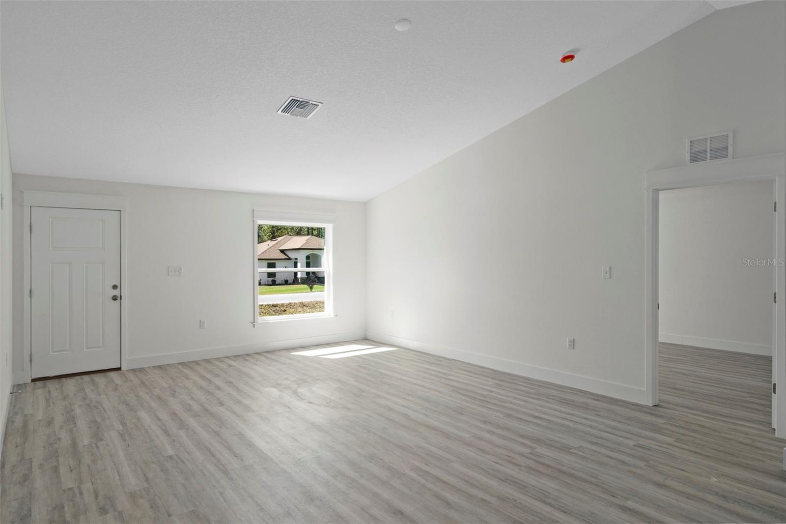 ROYAL HIGHLANDS UNIT 5 - Residential