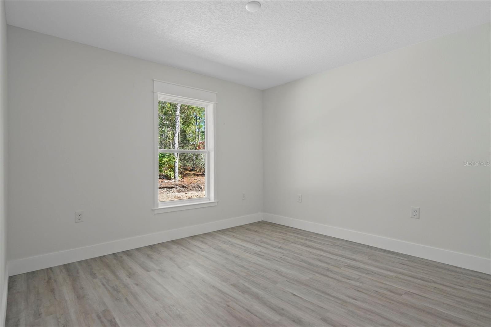 ROYAL HIGHLANDS UNIT 5 - Residential