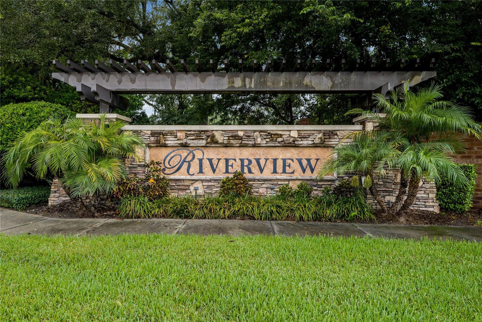 RIVERVIEW TWNHMS PH II - Residential Lease