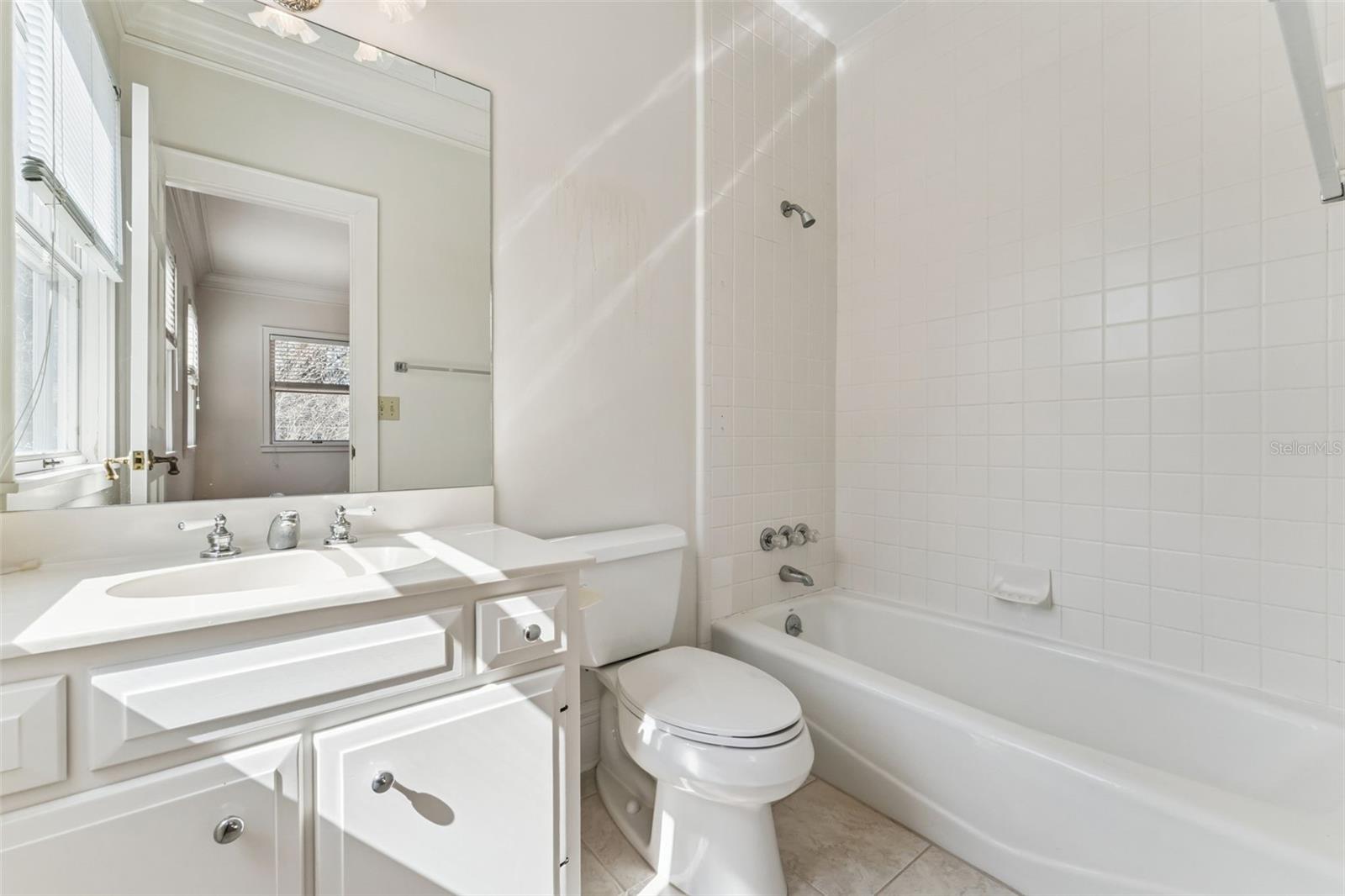 WELLINGTON - Residential