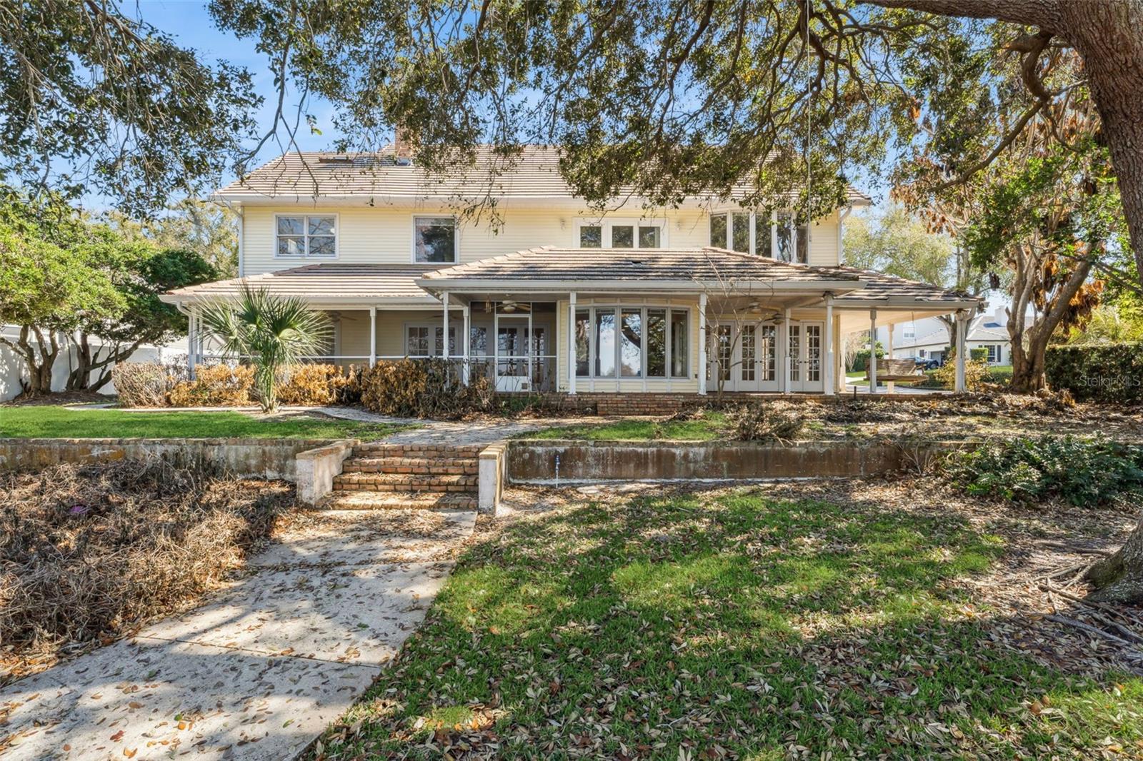 WELLINGTON - Residential