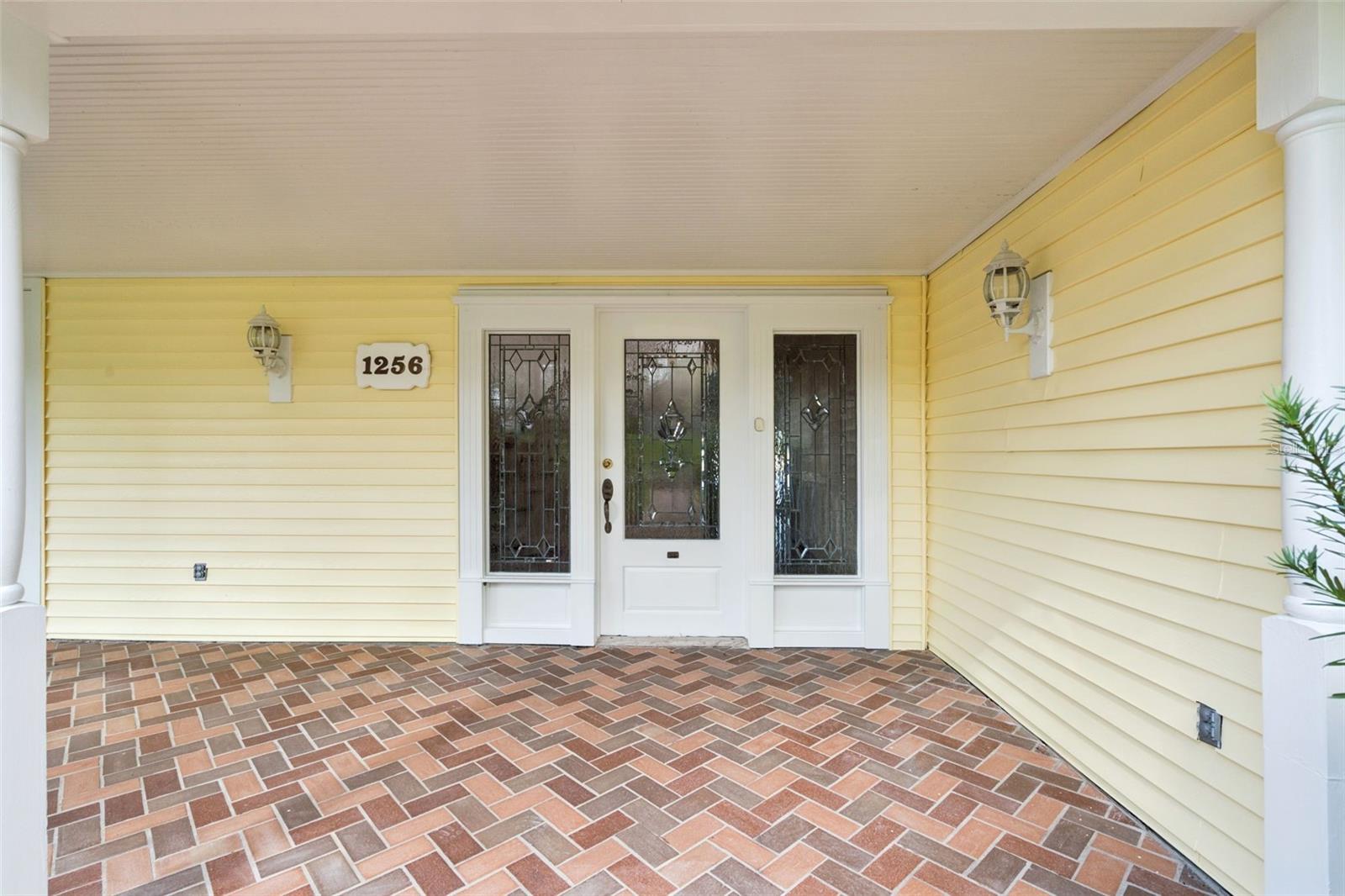 WELLINGTON - Residential