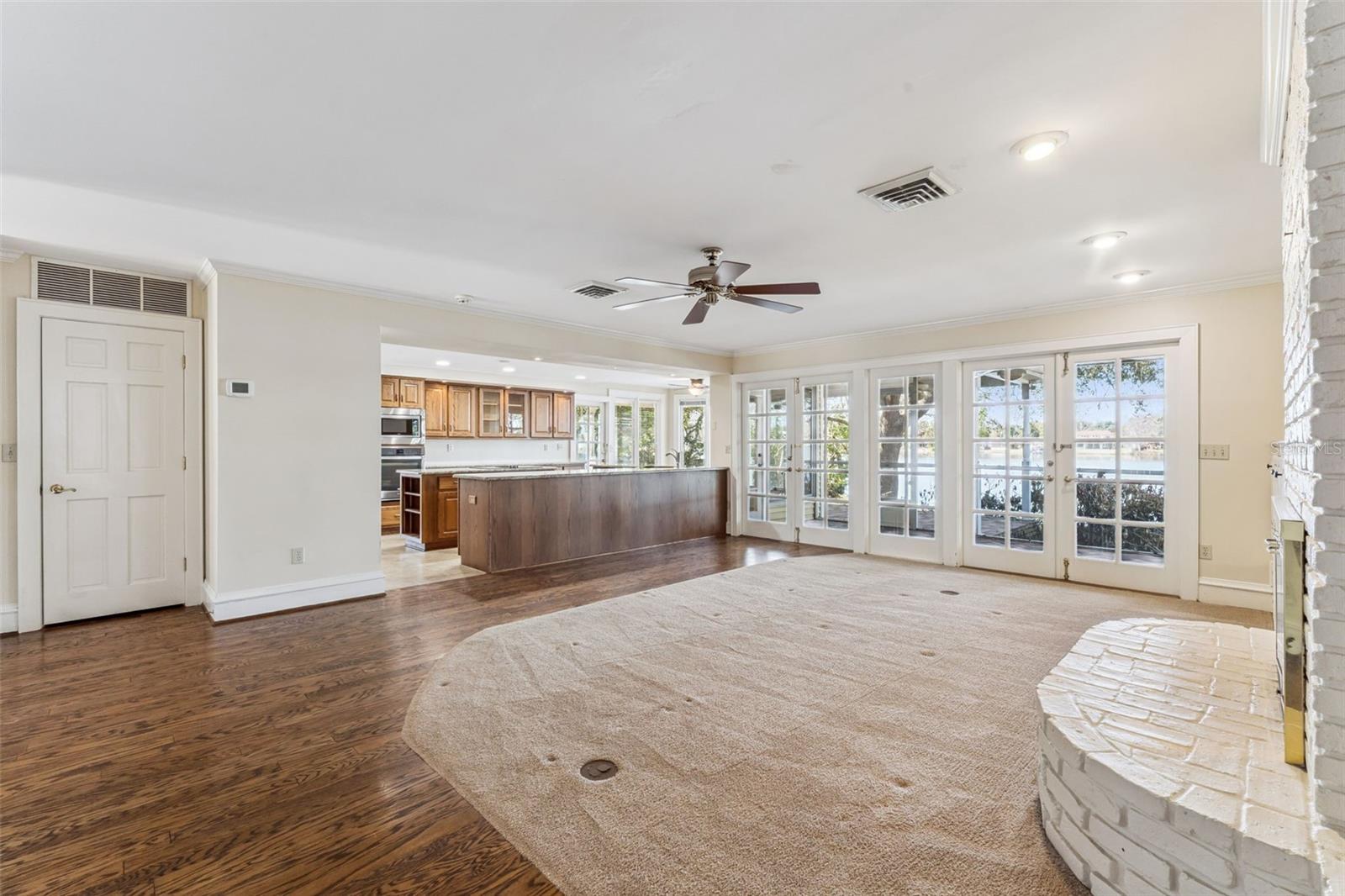 WELLINGTON - Residential