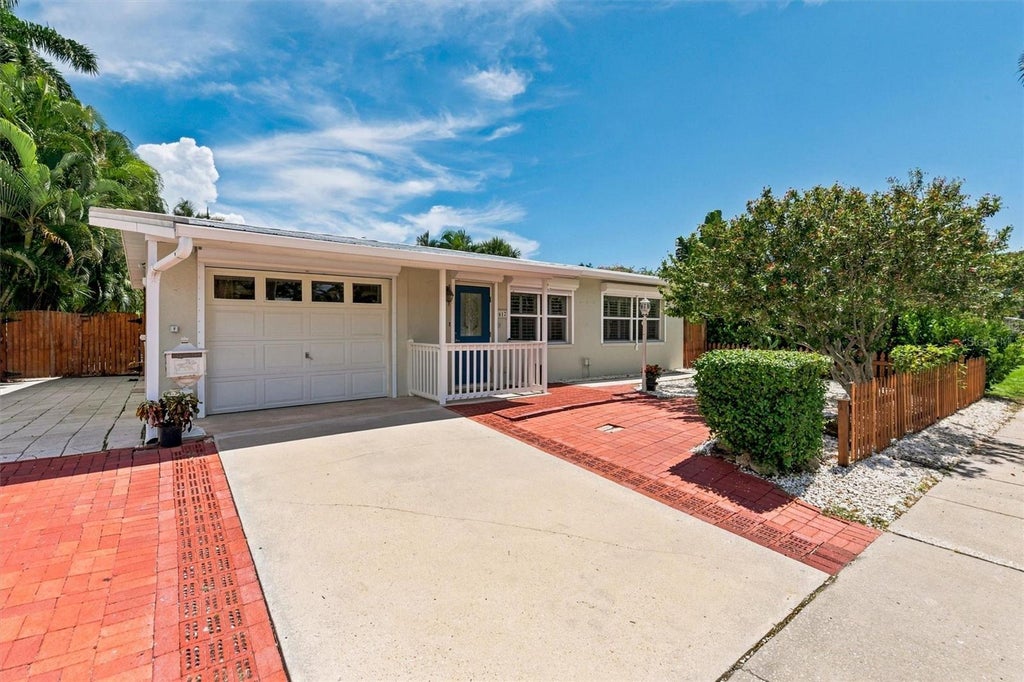 Photo of 617 W Olympia Avenue, Punta Gorda, FL 33950 (MLS # C7530208)