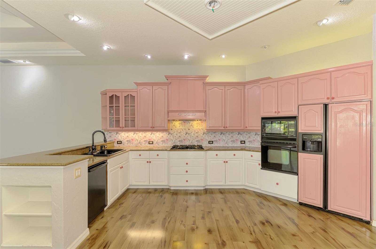 TREYMORE AT THE VILLAGES OF PALM-AIRE 2 - Residential