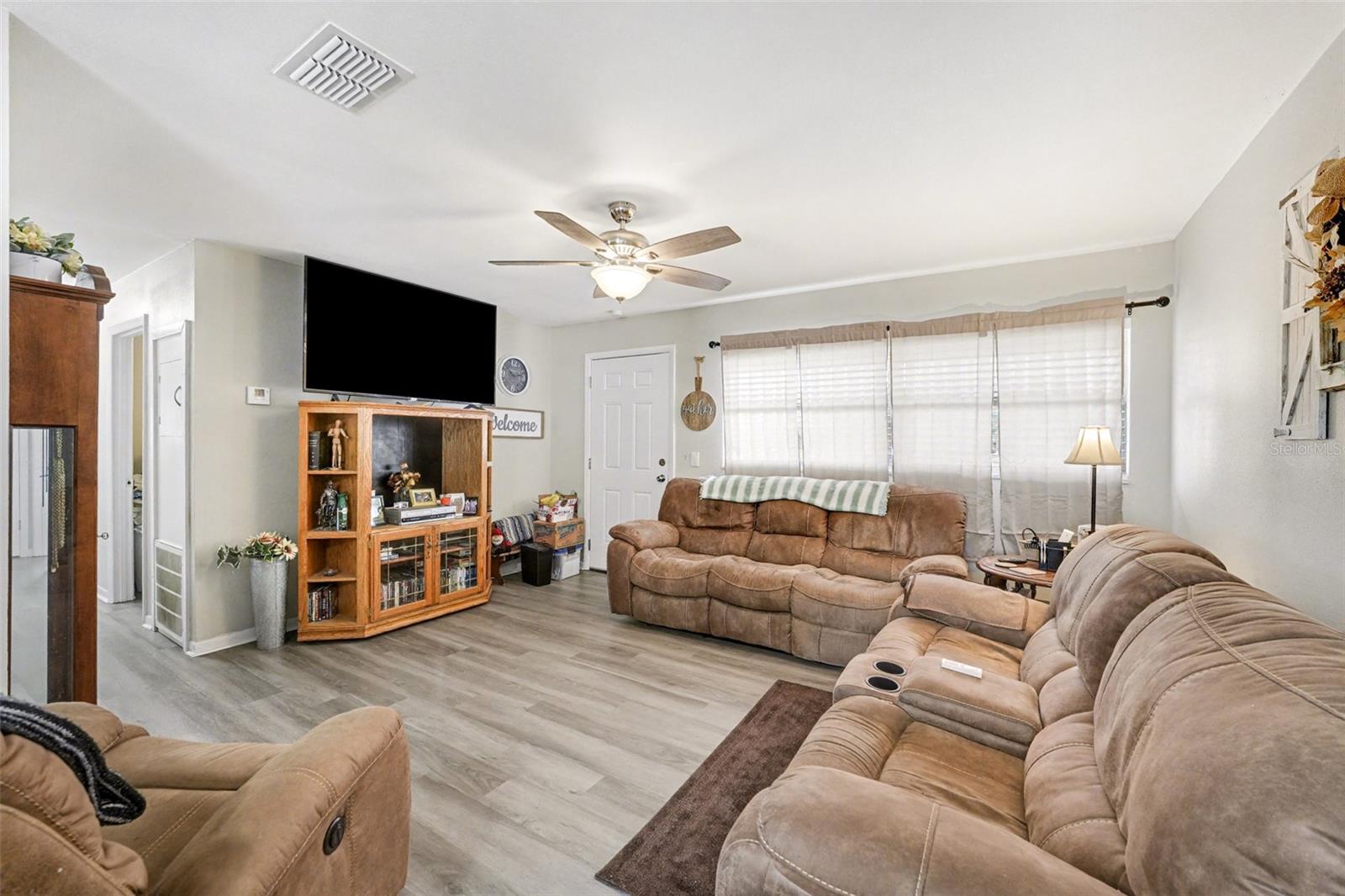 LAKEVIEW PARK - Residential