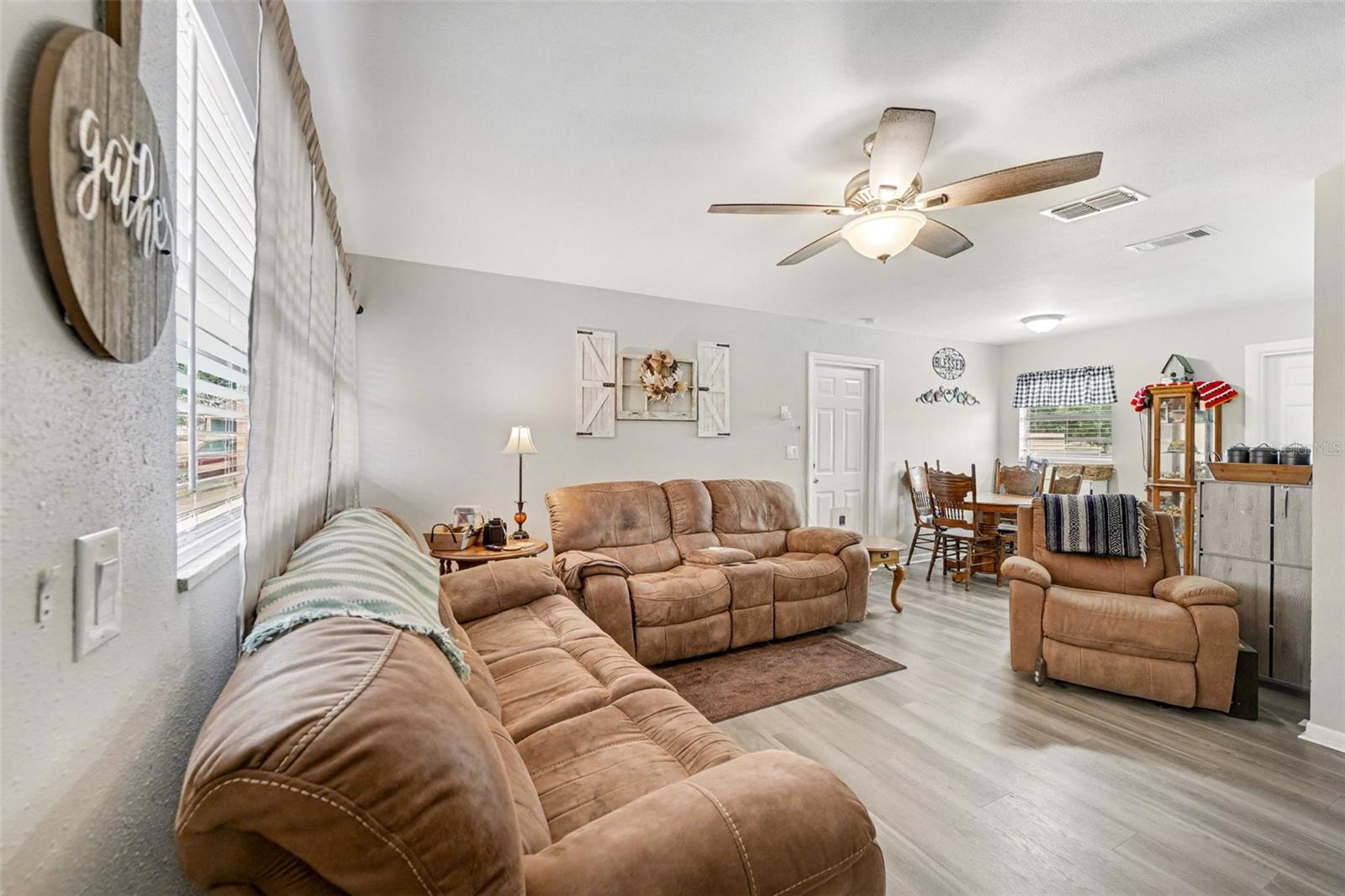 LAKEVIEW PARK - Residential