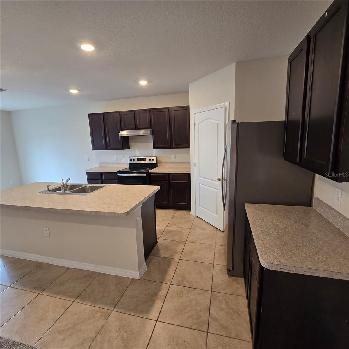 SQUIRES GROVE PH 2 - Residential