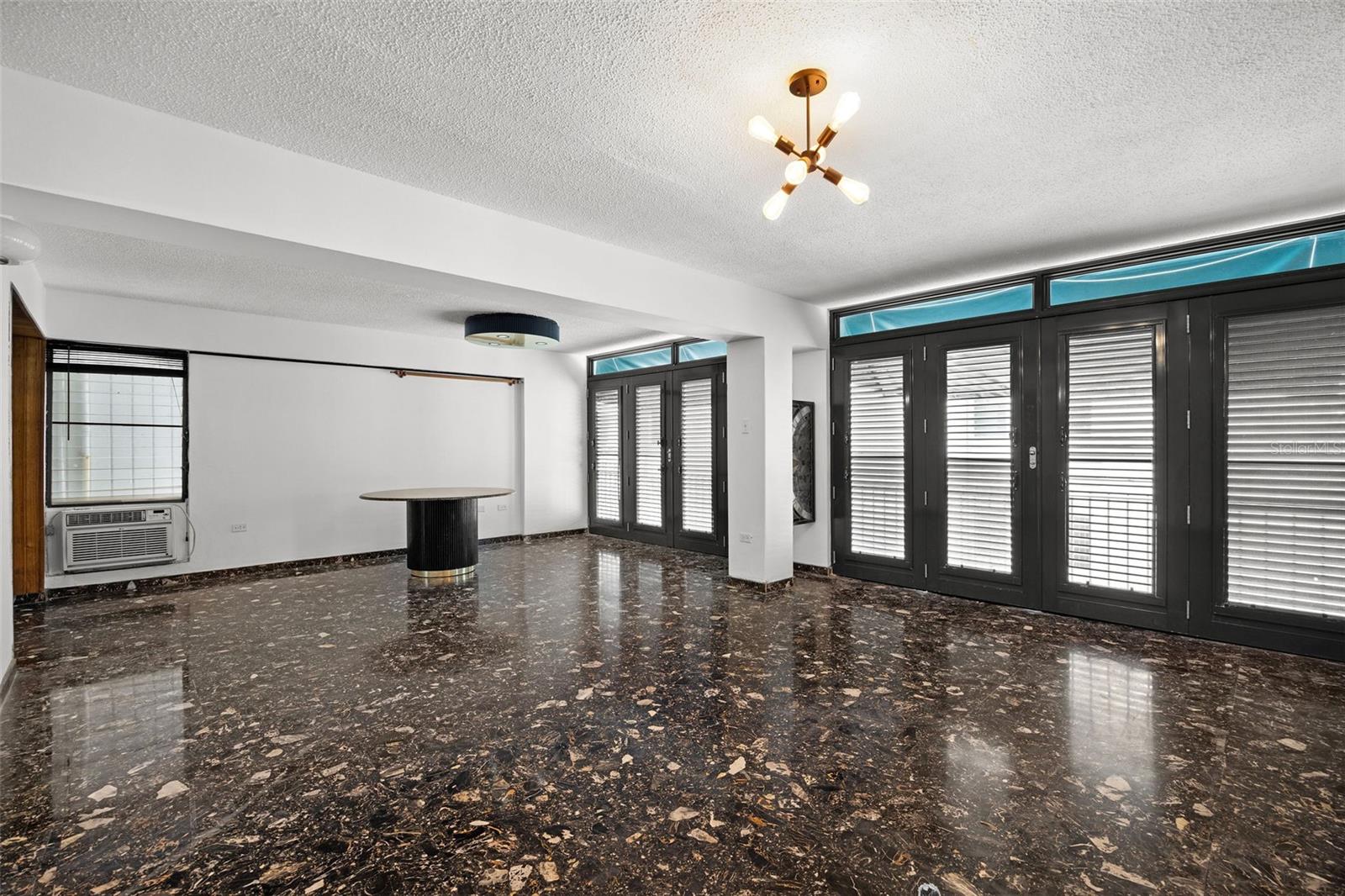 9 CERVANTES STREET 5CD