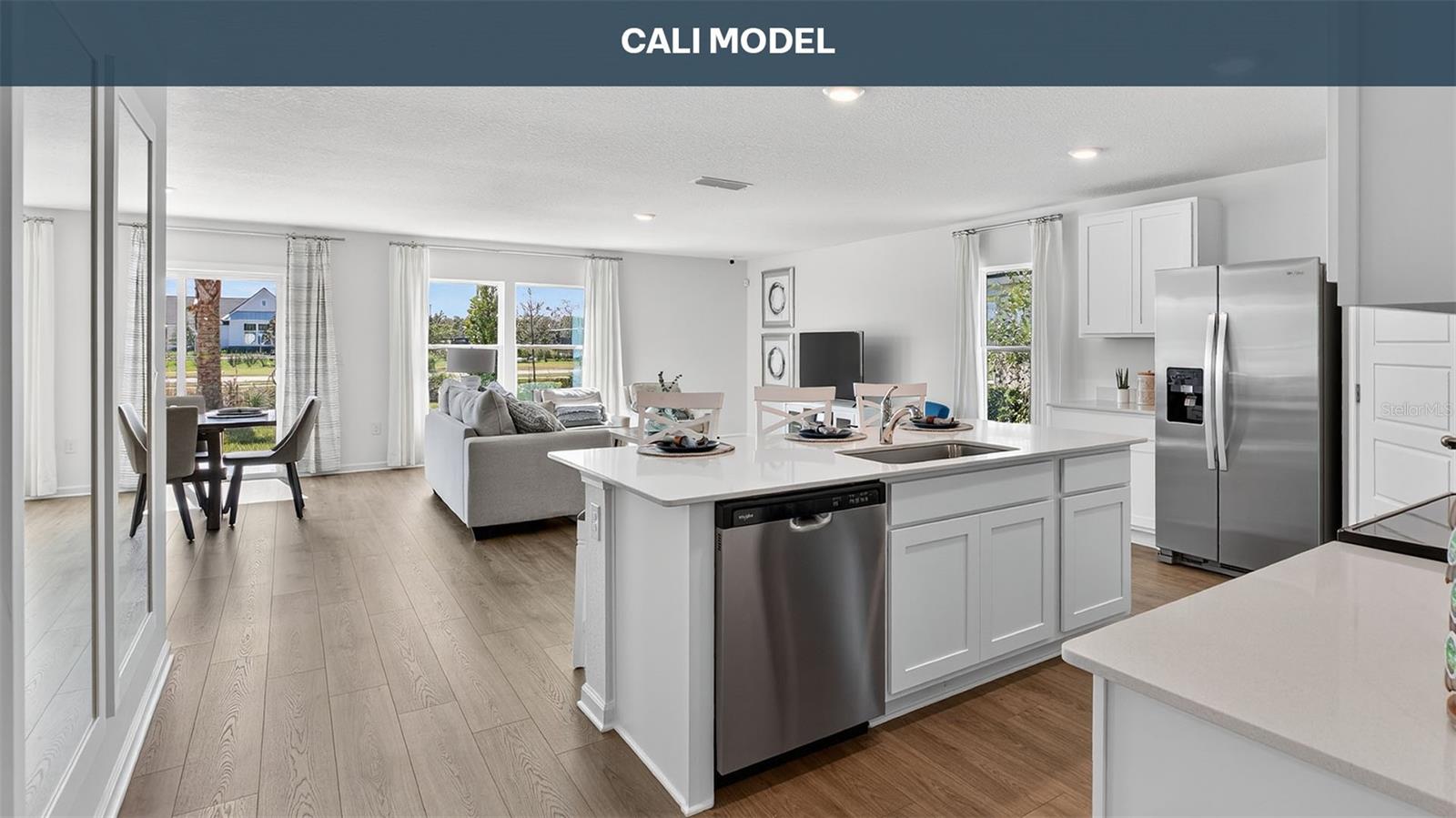 ENTRADA - Residential