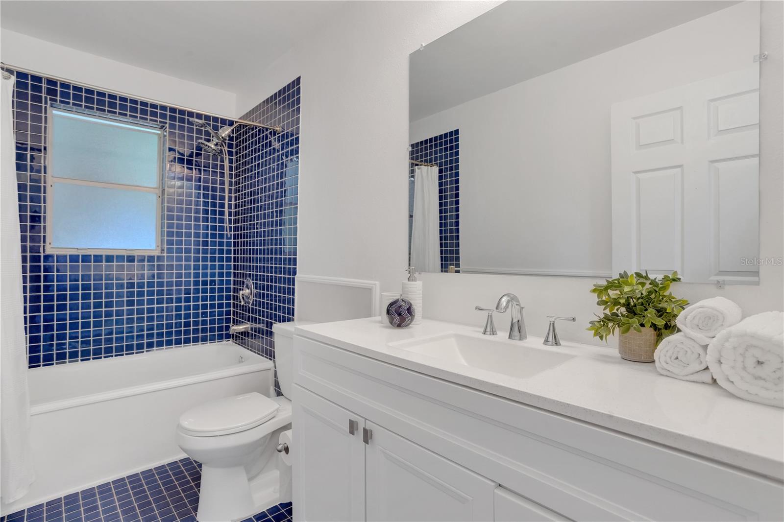 THE VILLAGES OF LAKESIDE SOUTH PHIII REV - Residential