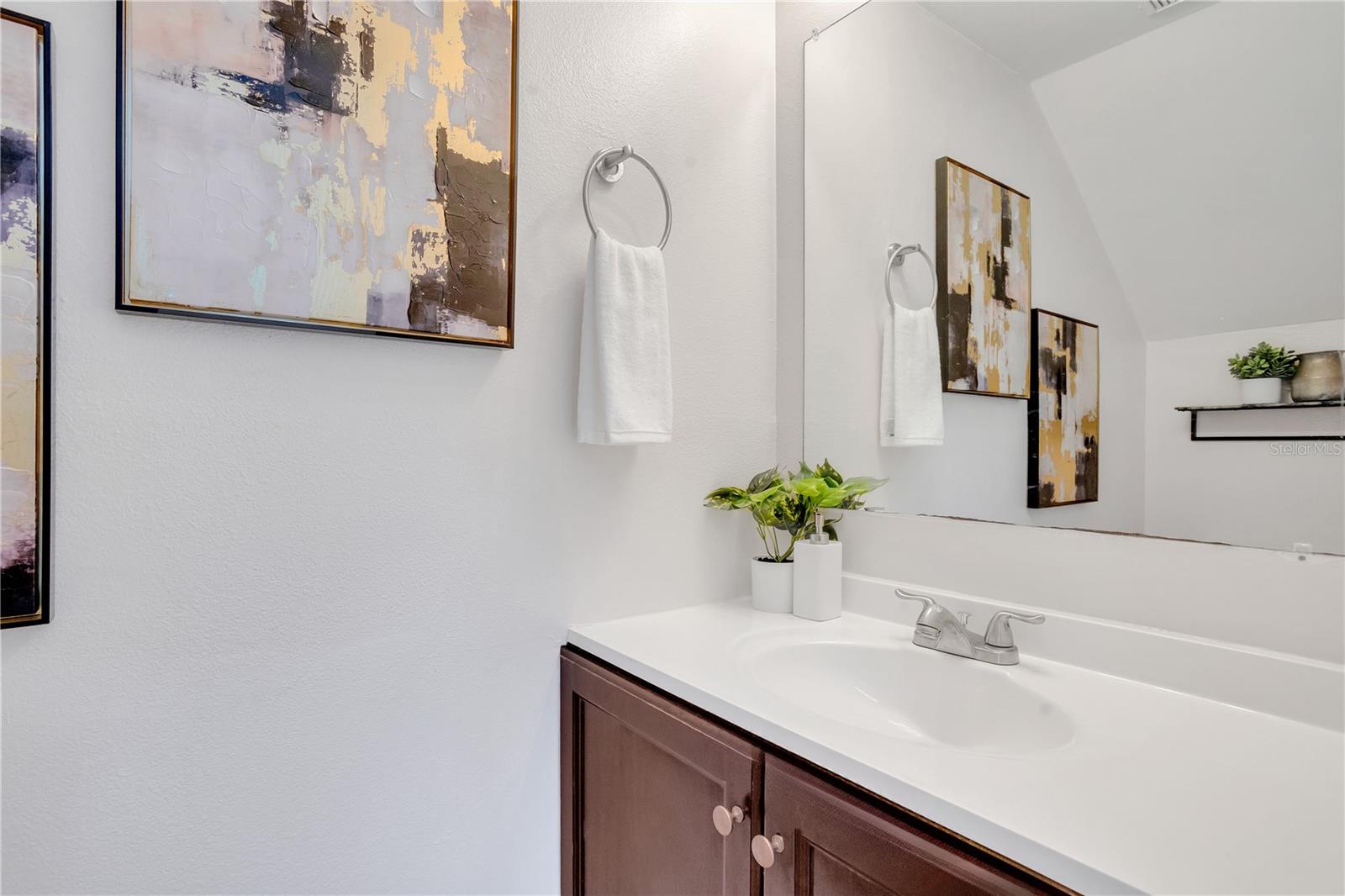 THE VILLAGES OF LAKESIDE SOUTH PHIII REV - Residential