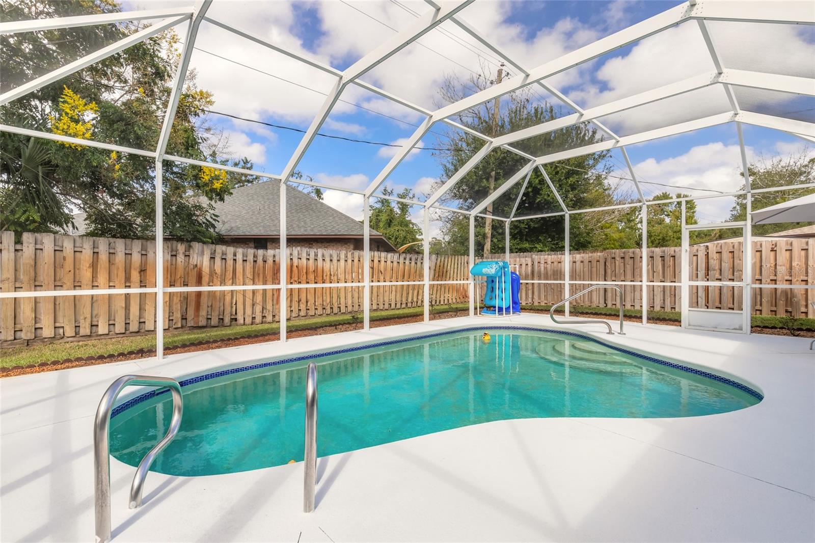 47 MAYFIELD CIRCLE