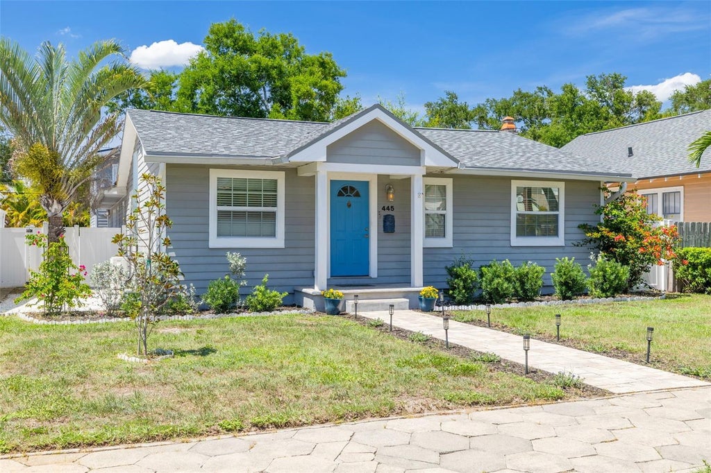 Photo of 445 25th Avenue N, St Petersburg, FL 33704 (MLS # TB8516682)
