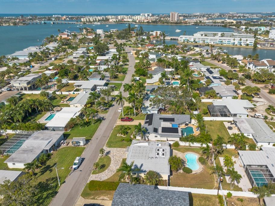 PASADENA ISLE - Residential