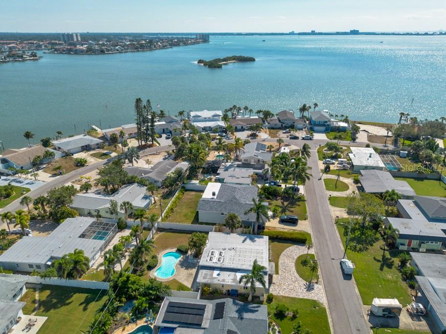 PASADENA ISLE - Residential