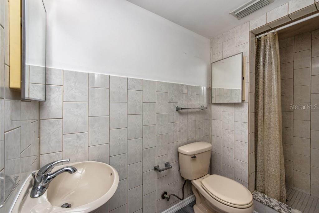 PASADENA ISLE - Residential