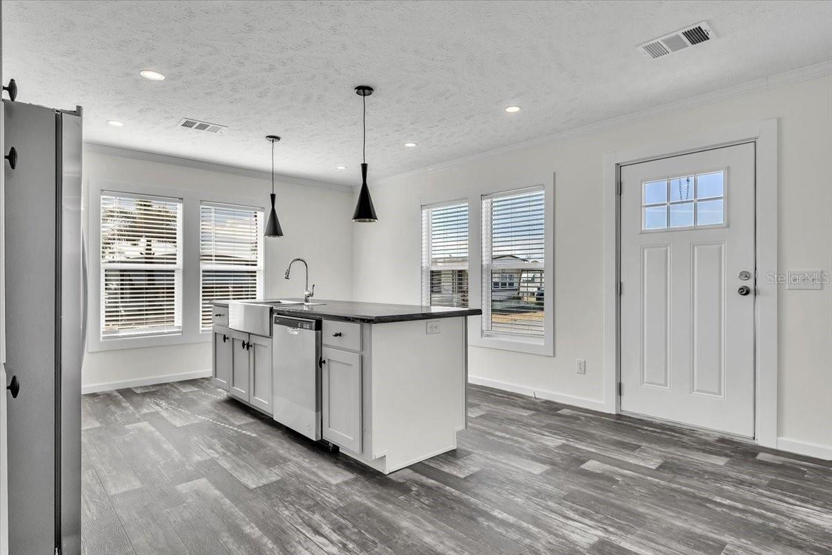 TAMIAMI VILLAGE - Residential