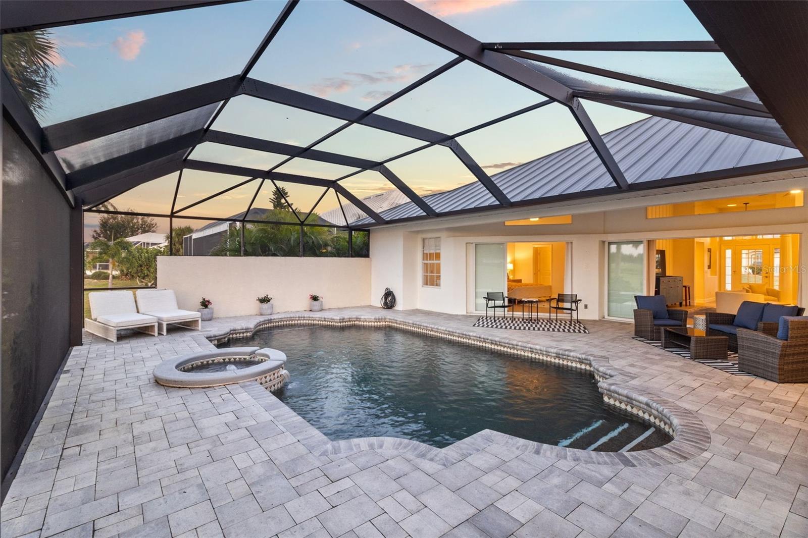 CAPE HAZE WINDWARD - Residential