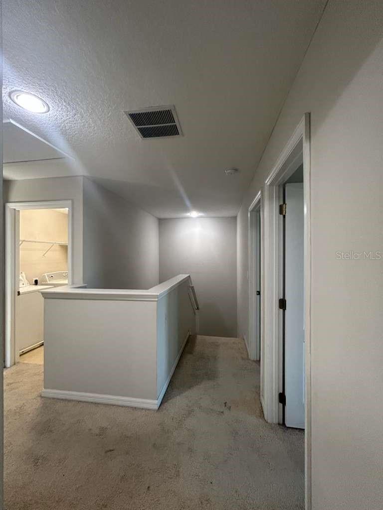 RIVERVIEW TWNHMS PH II - Residential Lease