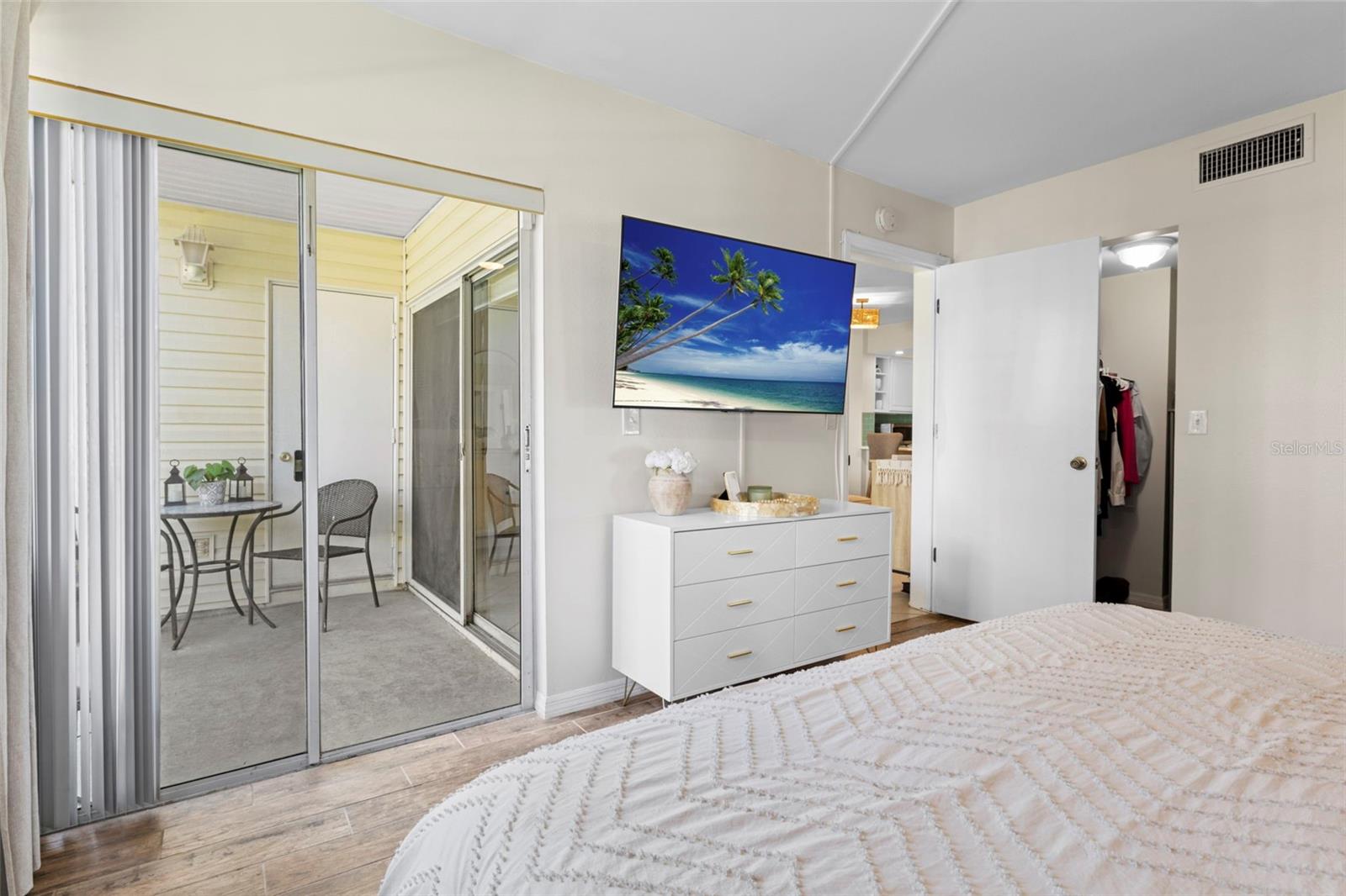 STONES THROW CONDO - Residential Lease