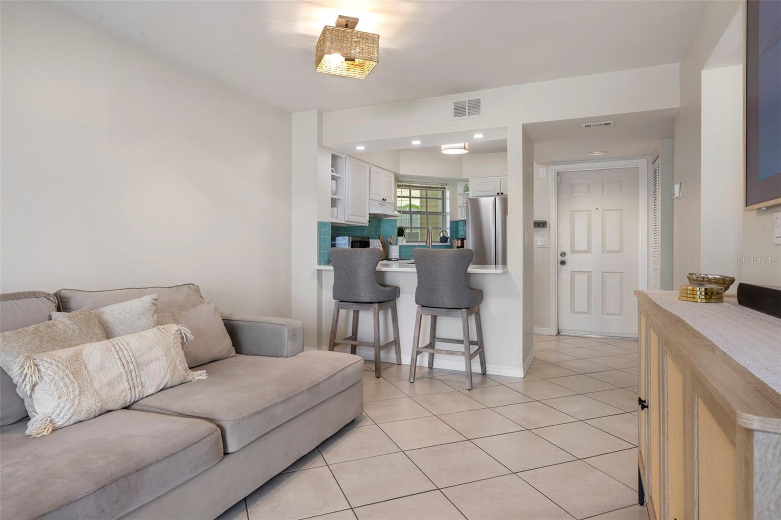 STONES THROW CONDO - Residential Lease
