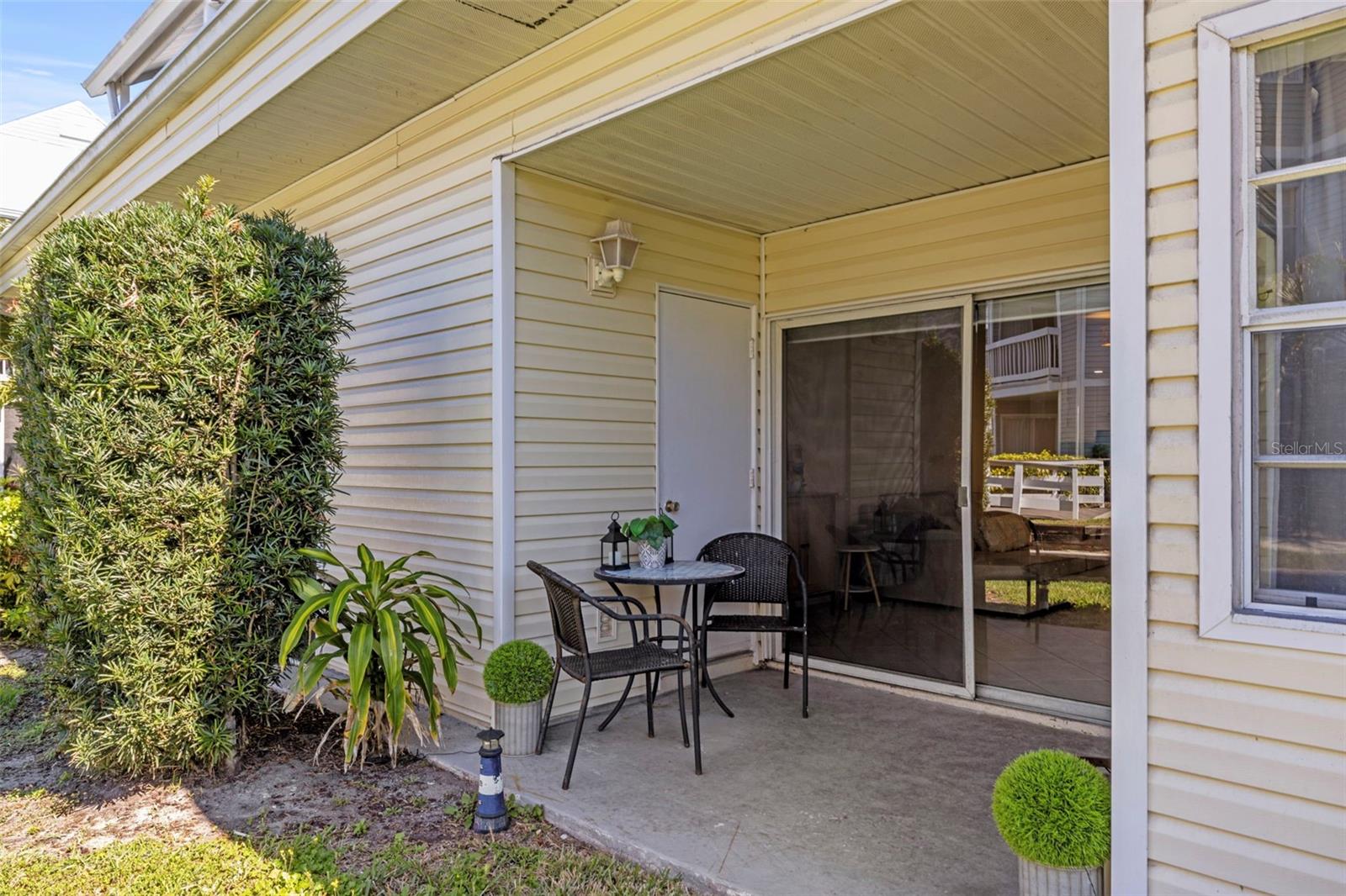 STONES THROW CONDO - Residential Lease
