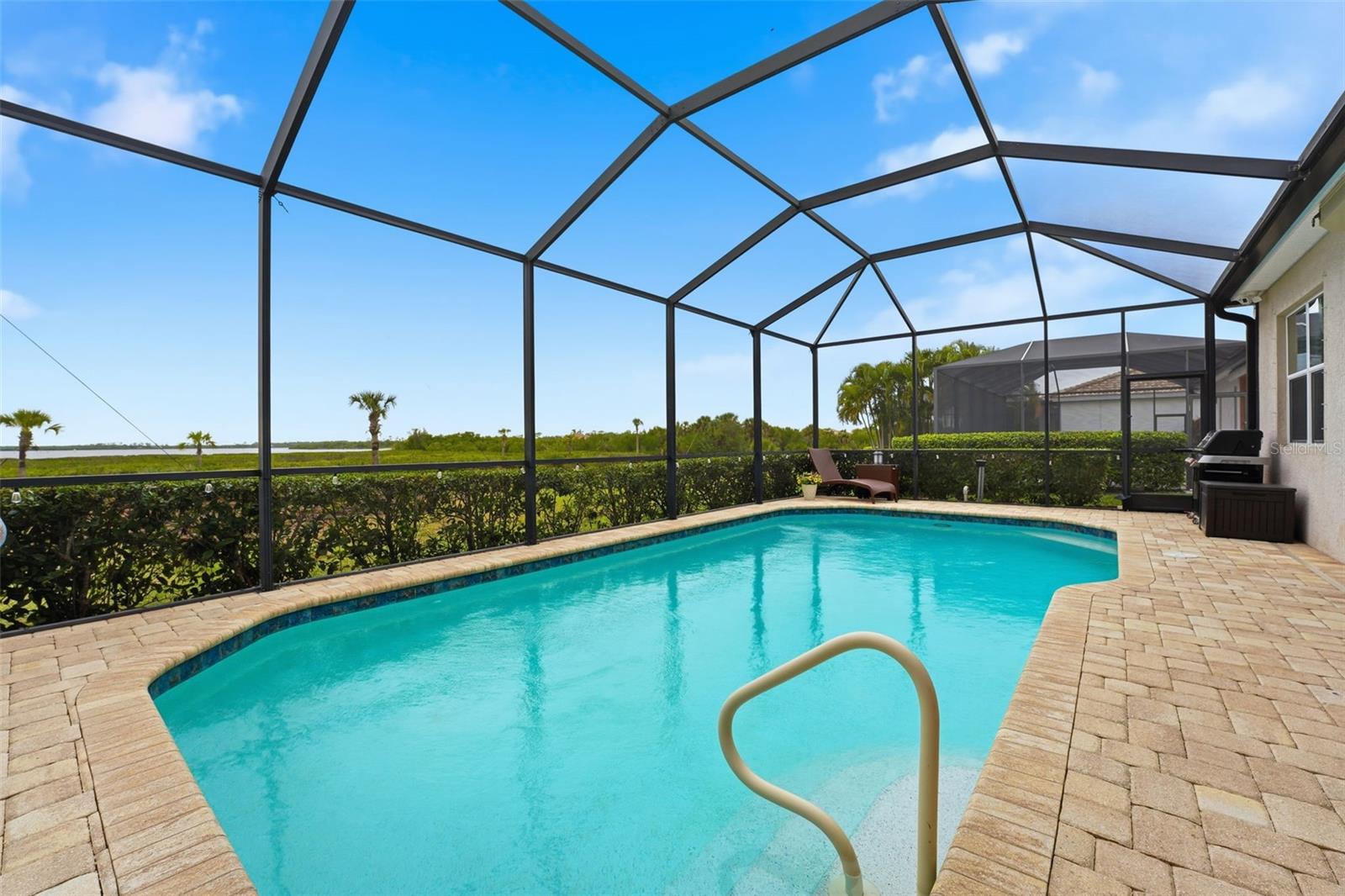 RIVERWOOD - Residential