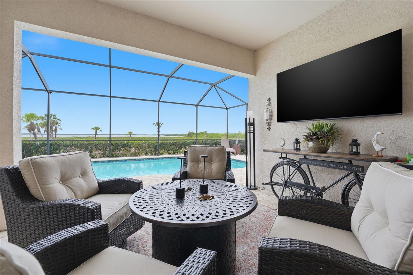 RIVERWOOD - Residential