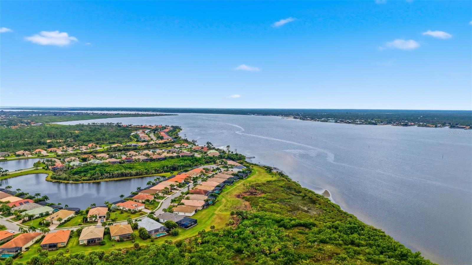 RIVERWOOD - Residential