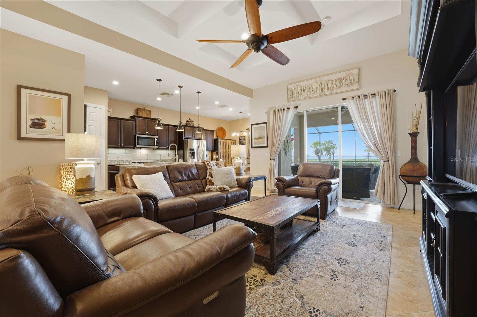 RIVERWOOD - Residential