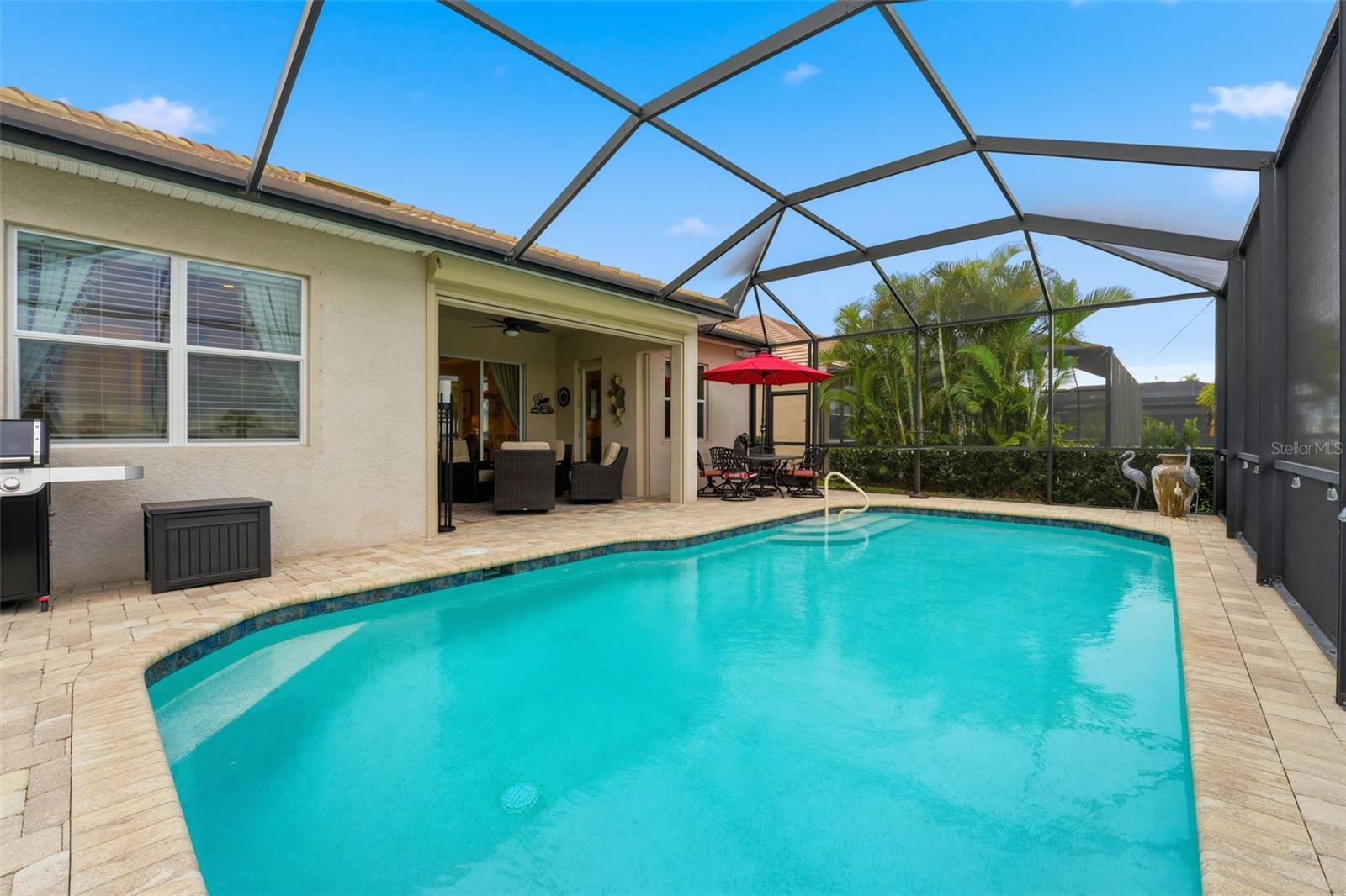 RIVERWOOD - Residential