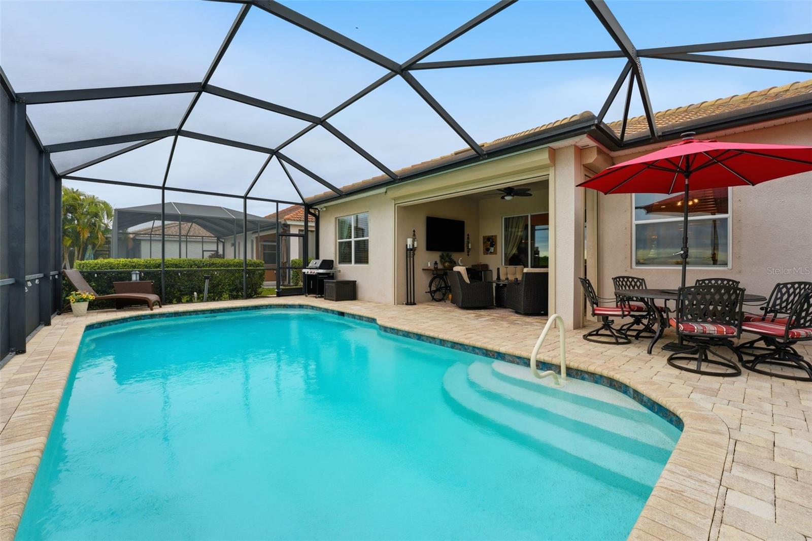 RIVERWOOD - Residential