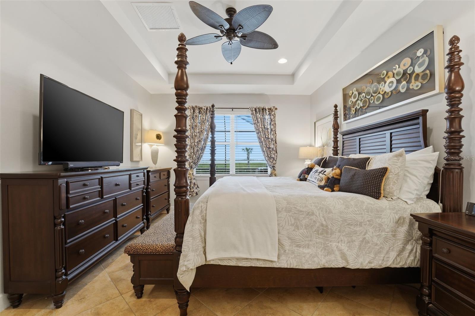 RIVERWOOD - Residential