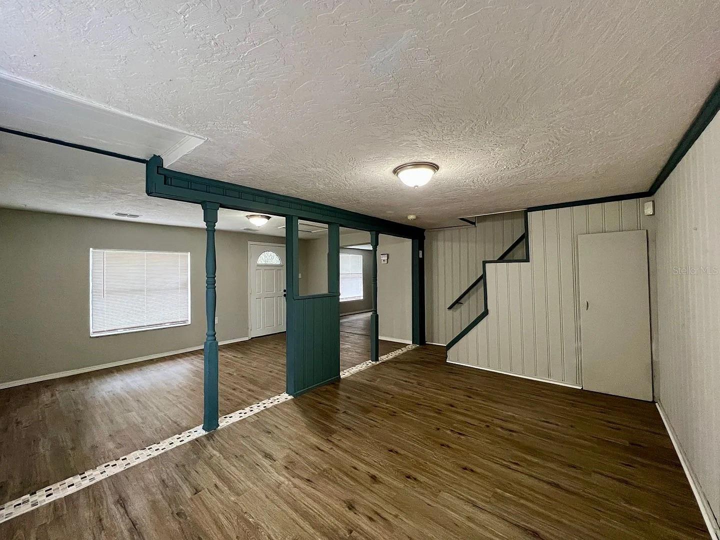 LAKEVIEW HEIGHTS - Residential