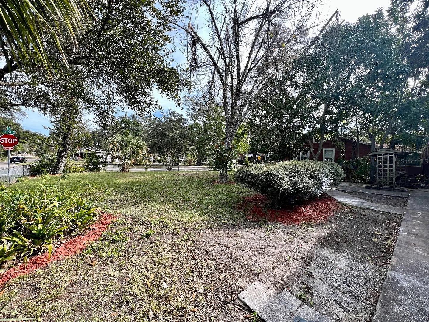LAKEVIEW HEIGHTS - Residential