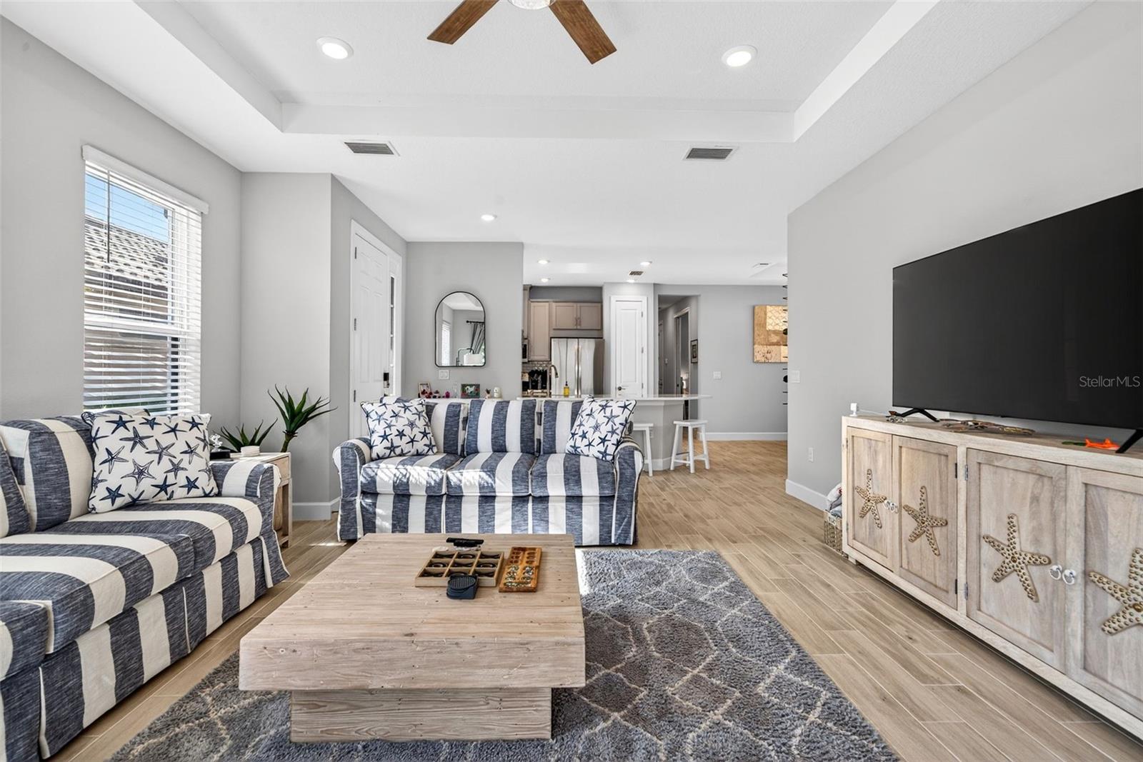 AZARIO ESPLANADE PH III SUBPH D - Residential