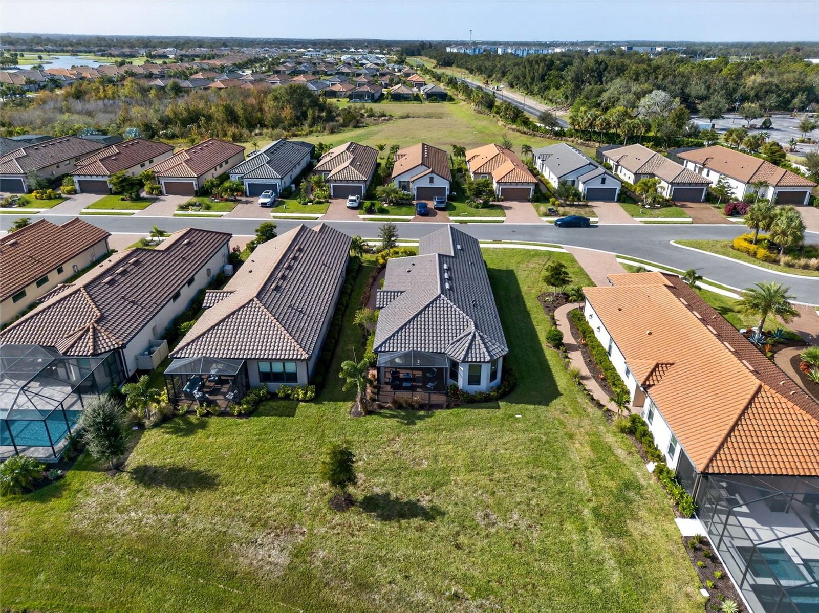 AZARIO ESPLANADE PH III SUBPH D - Residential