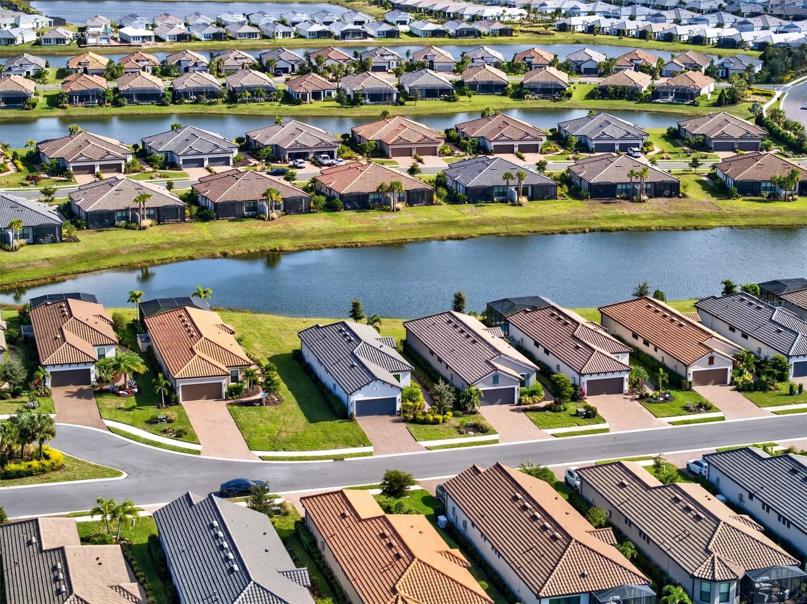 AZARIO ESPLANADE PH III SUBPH D - Residential