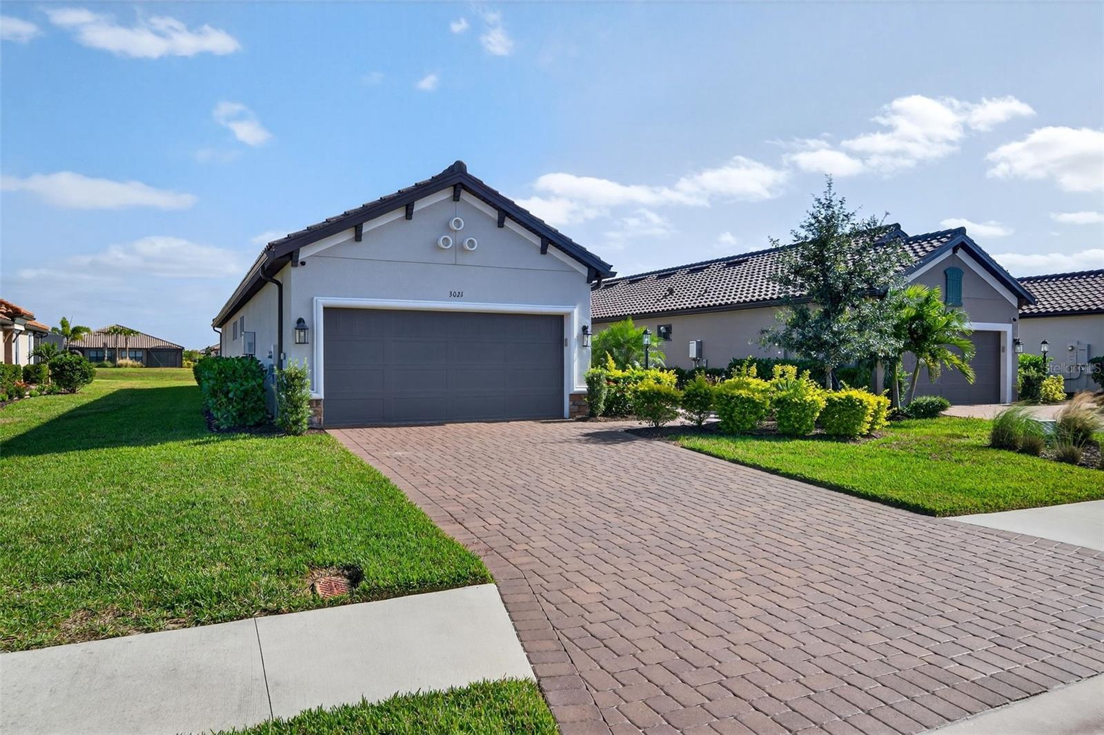 AZARIO ESPLANADE PH III SUBPH D - Residential