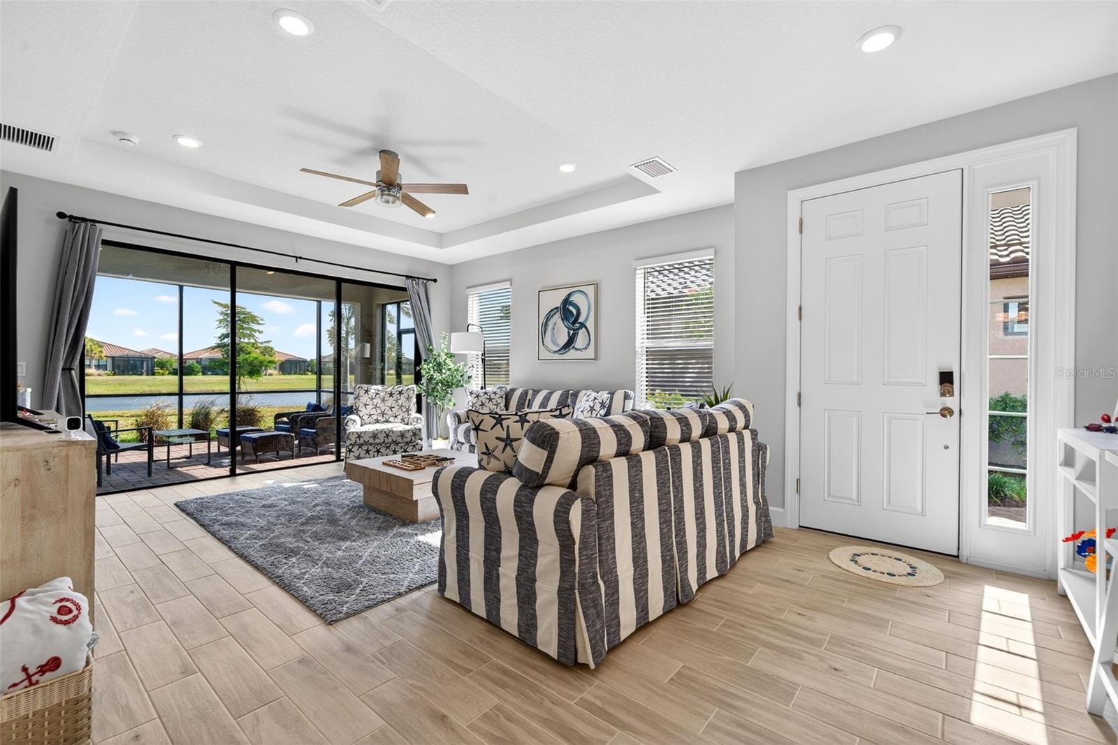 AZARIO ESPLANADE PH III SUBPH D - Residential