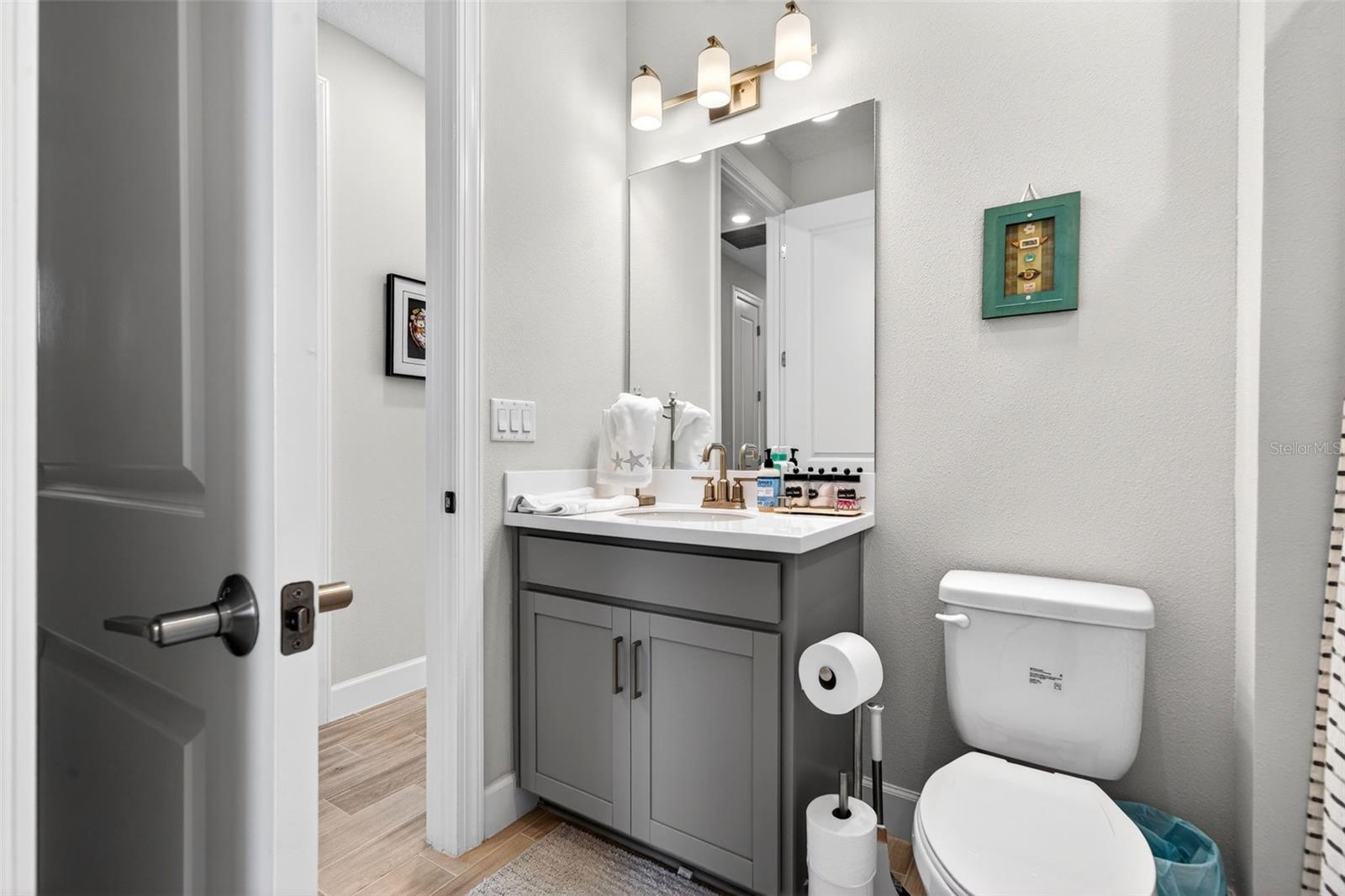 AZARIO ESPLANADE PH III SUBPH D - Residential