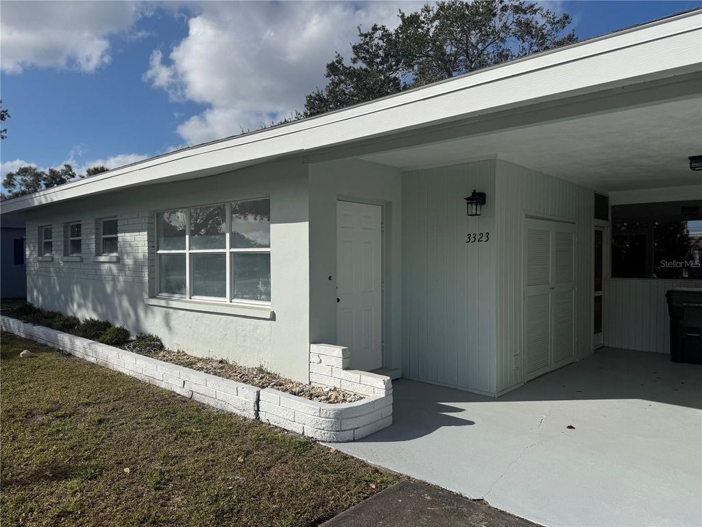 Photo of 3323 Barstow Street, Sarasota, FL 34235 (MLS # A4678666)