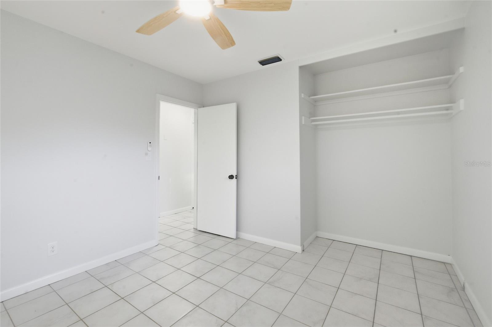 KENSINGTON PARK - Residential